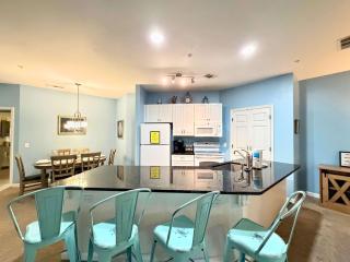 Lovely 3 Bed3 Bath Pet FriendlyVilla - Walk to the beach pools and tennis #75 Ocean Breeze - 3