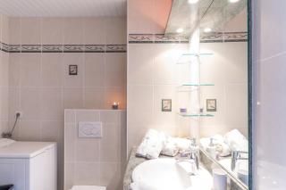 Au bruit des vagues - Vue port - 2