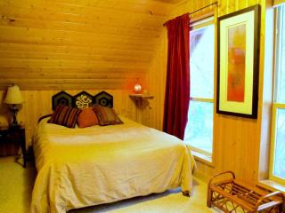 Welcome to the Dancing Bear Cabin Sleeps 8 - 7