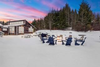 Myrtle Villa 7BR Near Mount Snow with Indoor Heated Endless Style Pool Outdoor Hot Tub - 9