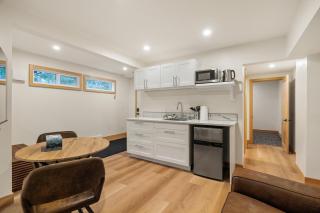 Elkhorn Lodge Vacation Rentals - 9