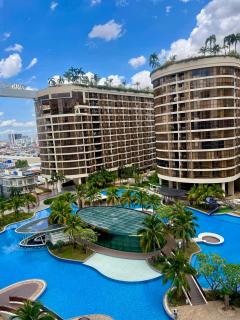 Cozy and Relaxing Private Studio with free Luxurious Pool and Gym - 0