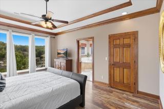 Porto Cima w/ Game Room, Dock, Boat Slip, Kayaks, Lakeside Fireplace & Hot Tub - 6