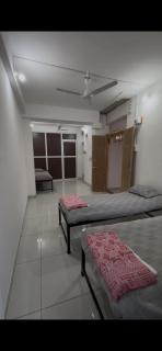 Mahayaatri Niwas - 2