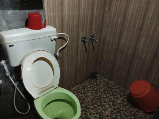 Wood House near Kallar Waterfall - 1