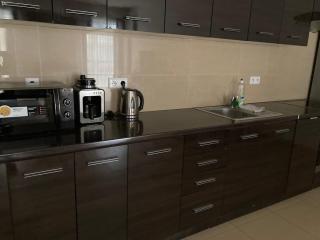 Platinum Towers Hotel Apartments with parking - 4