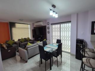 Casa cerca al Mar - 1