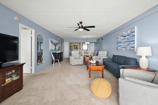 English Towers 703 | 3 Bedroom Condo with Indoor Pool! - 9