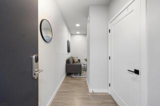 Bright urban studio, fully furnished - 8