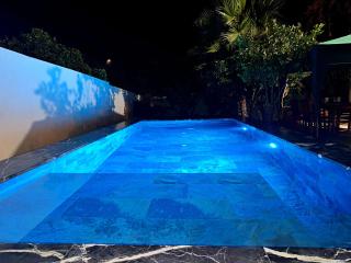 private villa with swimming pool - 3