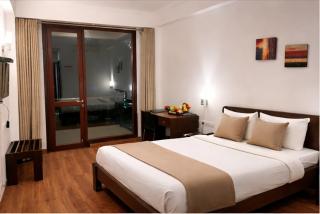 EMBLEM - Arjun Marg, Golf Course road Gurgaon - 8