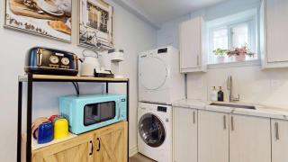 New Bright 1BR Basement Suite in York - 1