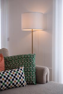 Bright & Spacious Villa by Beach - 2