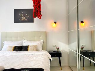 Beautiful Dining Area Full Kitchen Free Parking AC Bathtub - Dudu - 9