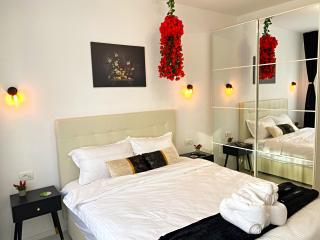 Beautiful Dining Area Full Kitchen Free Parking AC Bathtub - Dudu - 3