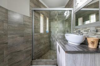 Phumula on St James - 4