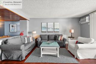 Stunning 2 Bedroom Direct Ocean Front Condo at High Point North - 6