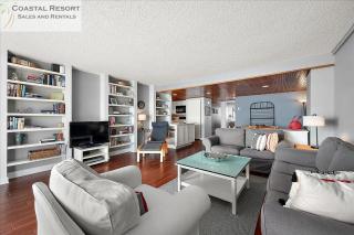 Stunning 2 Bedroom Direct Ocean Front Condo at High Point North - 4
