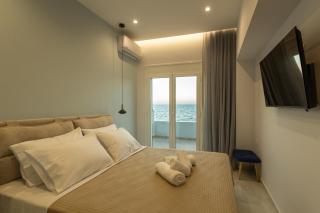 On The Waves Suites - 2