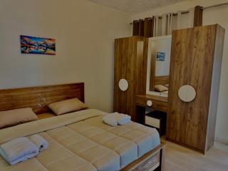 Beny SeaBeach Residence - 4