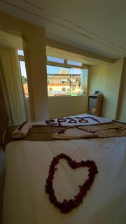 Leeda Pyramids View - 3