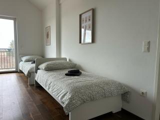 80 m2 Apartment with Balcony & Free Parking - 5