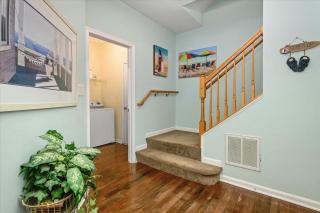Sunset Island Waterfront 4 Bedroom Townhome with Many Amenities! - 6