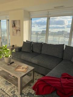 Modern Private Room with Ensuite - 0