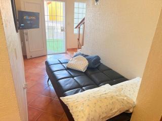 3 Story House 3BR 2BA Rooftop View with Heated Pool - 7