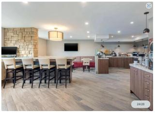 Spark by Hilton Oshawa - 5