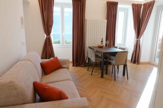 Belvedere 237 Lakeview Terrace Luxury Apartment - 1