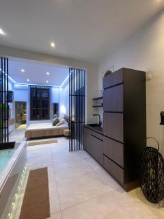 Charnel - Bora Bora - Lüttich - 2