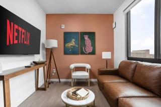 Super LUX Suite Rooftop with Pool, Free Parking, Gym - 0