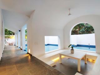 Vida Aldona - A Luxurious Retreat - 4BHK Villa Private Pool Near Beach - 1