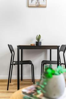 Sunlit Studio Parkville - 1 bath, 1 bed, Tram CBD - 9