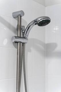 Sunlit Studio Parkville - 1 bath, 1 bed, Tram CBD - 4