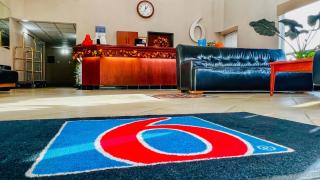 Studio 6 Suites Portland OR I-5 OHSU - 2