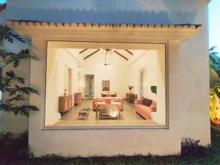 Vida Aldona - A Luxurious Retreat - 4BHK Villa Private Pool Near Beach - 7