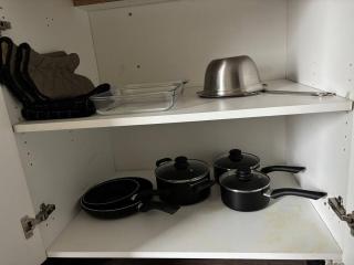 Cozy 2 Bed 1 Bath Apt Close to Univ and Downtown - 3