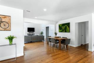 Walnut Acres with Pool and Private Retreat - 5