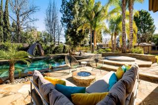 Walnut Acres with Pool and Private Retreat - 2