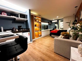 Studio Categoria completo na CLN 413 próximo da Unb - 0