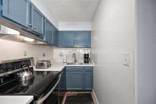 2 bedroom Ocean Front Atlantis Condo! - 3