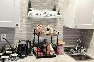 Mountain Lake Hideaway- Hot Tub, Game Room, & Bar! - 5