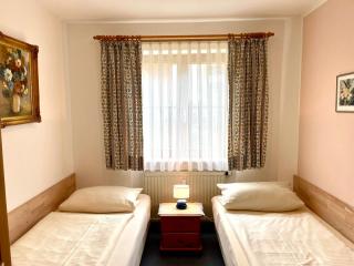 Haus Bergidyll 3-Raum-Wohnung Hohenloh - 8