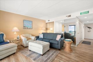 Family Friendly Bay Princess Condo with Outdoor Pool and Bayfront Balcony! - 7