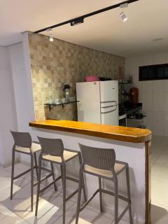 Casa Amarela -Ótima Localização - 0