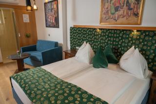 Boutique Hotel Goldenes Lamm Villach - 3