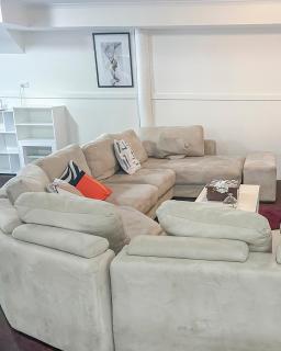 Picturesque Lakeside Getaway: Views, Beach, Park - 4