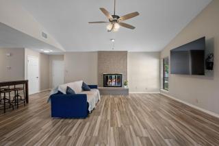 Spacious 3BR Austin Home Sleeps 6 Near Downtown - 5